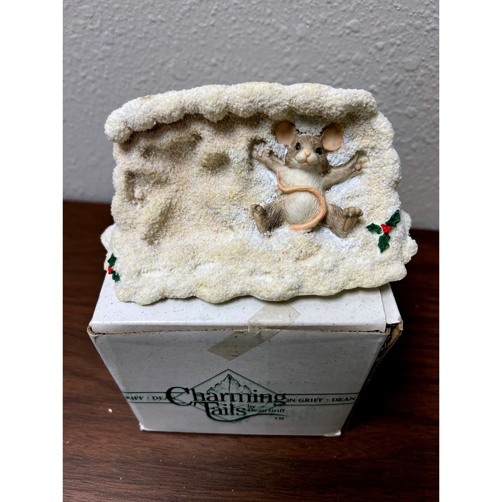 Vt Charming Tails "Maxine Making snow angels" #87510 Fitz In Floyd Figurine 1995